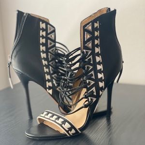 L.A.M.B. Size 8 Women’s Lace up Heels
